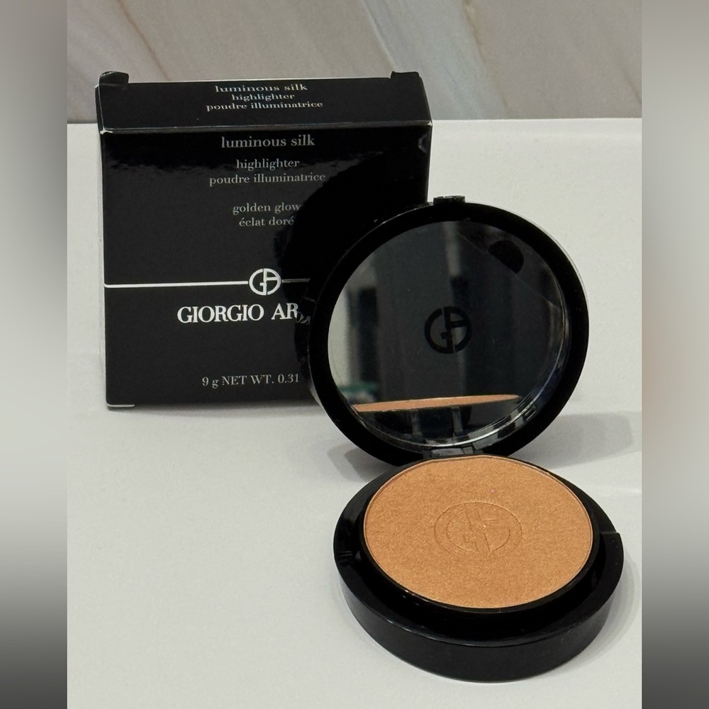NIB GIORGIO ARMANI LUMINOUS SILK GOLDEN GLOW HIGHLIGHTER